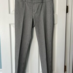 Banana Republic Black & White Houndstooth Skinny Pants
